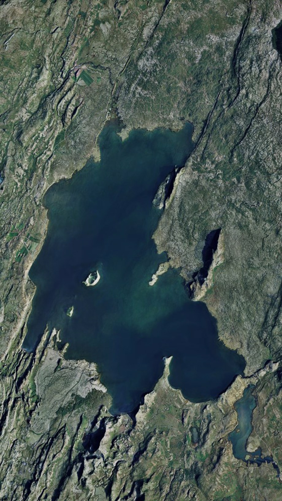 Arial view of Lake Þingvallavatn
